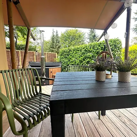 Libelle Holiday home *